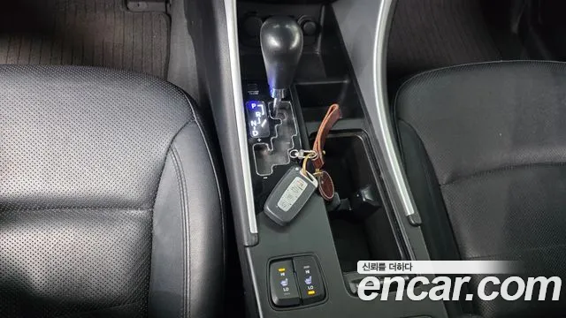 Hyundai Sonata 2011 thumb 9