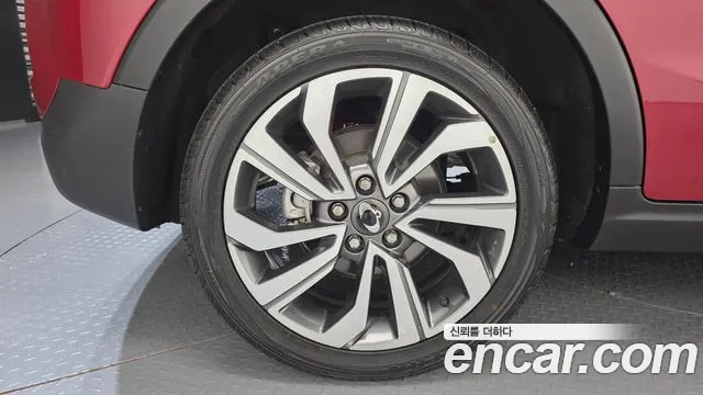 KG_Mobility_Ssangyong TIBOLI 2019 thumb 5