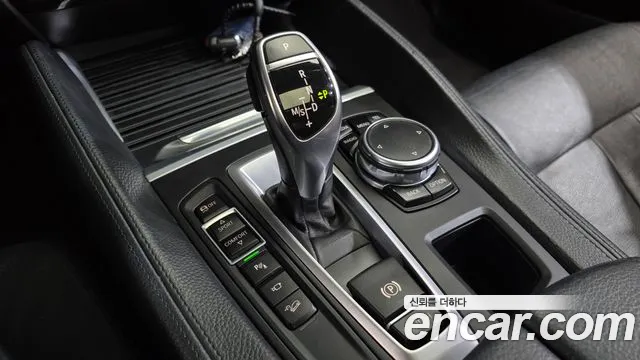 BMW X6 2016 thumb 9