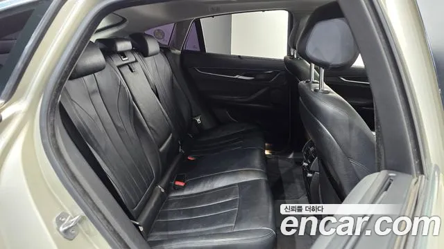 BMW X6 2016 thumb 11