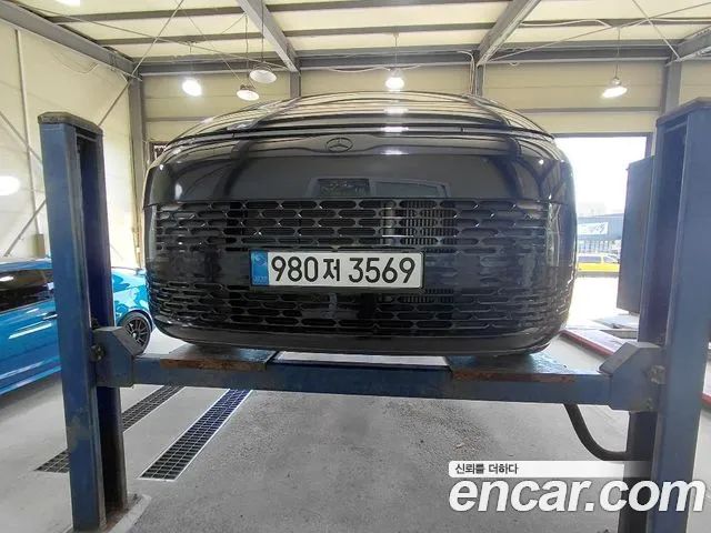 Hyundai Staria 2023 thumb 7
