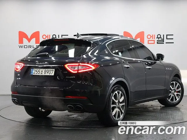 Maserati Levante 2019 thumb 3