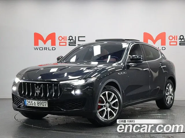 Maserati Levante 2019 thumb 11