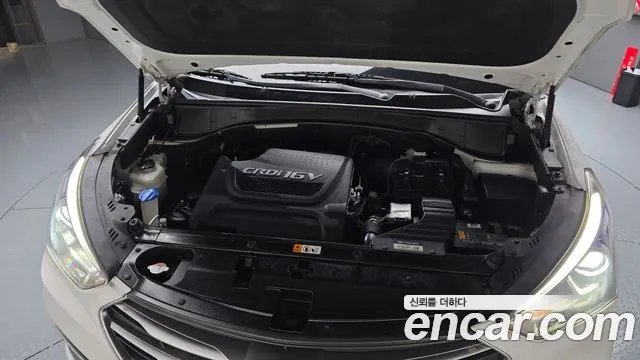 Hyundai Santa Fe 2017 thumb 5