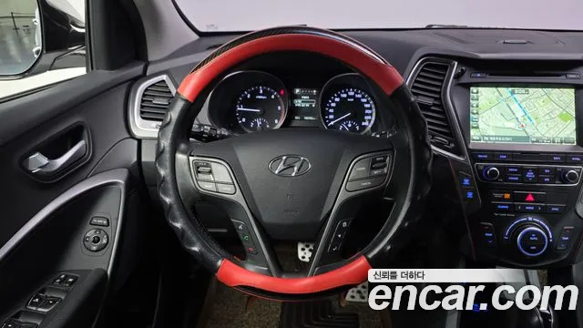 Hyundai Santa Fe 2017 thumb 12
