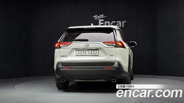 Toyota RAV4 2019 thumb 4