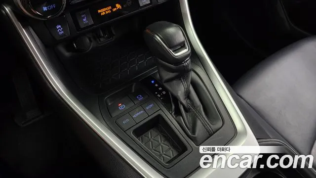 Toyota RAV4 2019 thumb 9