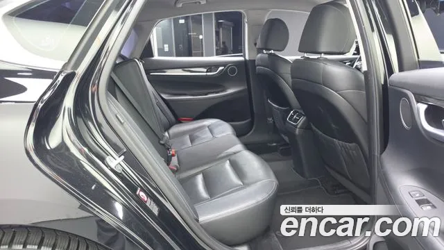 Hyundai Grandeur 2017 thumb 12