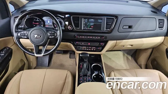 Kia Carnival 2018 thumb 7