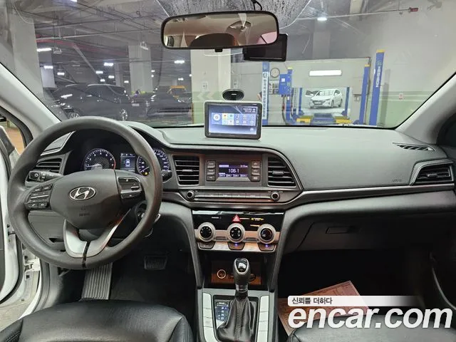 Hyundai Avante 2019 thumb 7