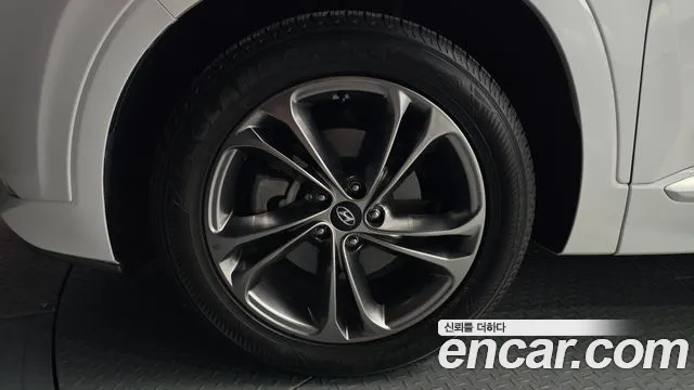 Hyundai Santa Fe 2020 thumb 5