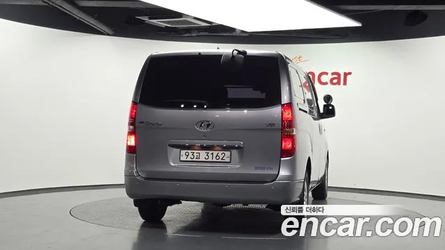 Hyundai Starex 2018 thumb 4
