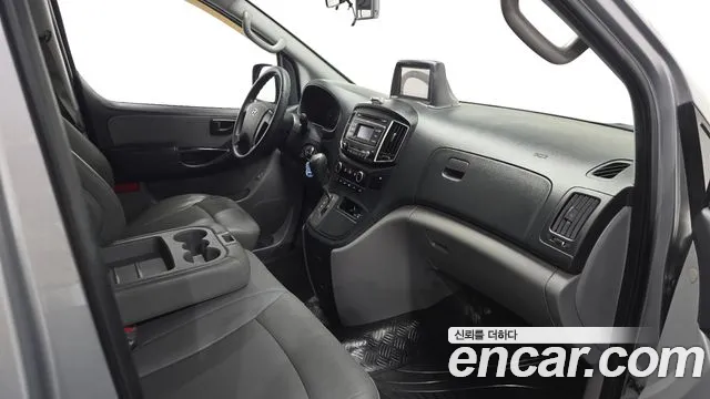 Hyundai Starex 2018 thumb 7