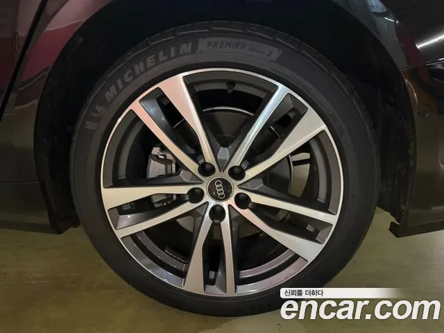 Audi A6 2022 thumb 5