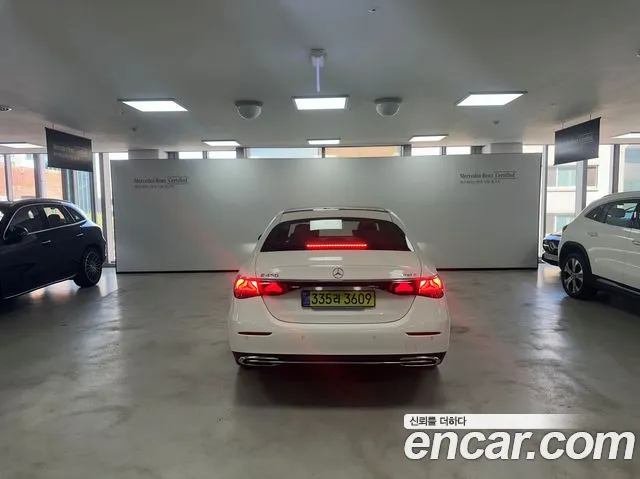 Mercedes-Benz E-Класс 2025 thumb 4