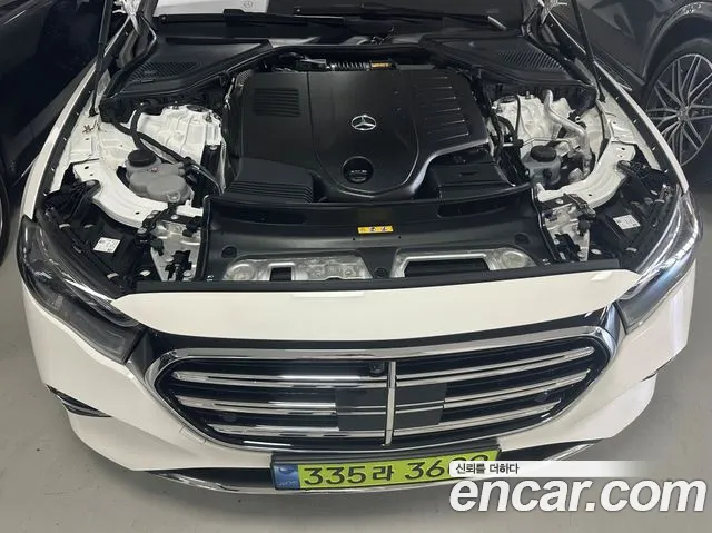 Mercedes-Benz E-Класс 2025 thumb 6