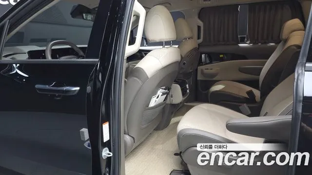 Kia Carnival 2025 thumb 12