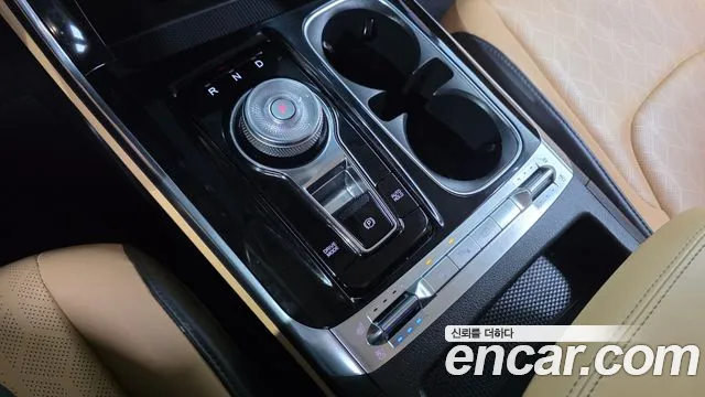 Kia Carnival 2021 thumb 9