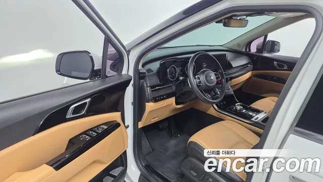 Kia Carnival 2021 thumb 10