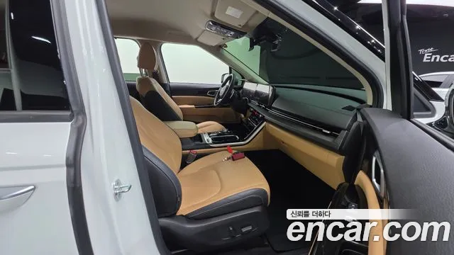 Kia Carnival 2022 thumb 10