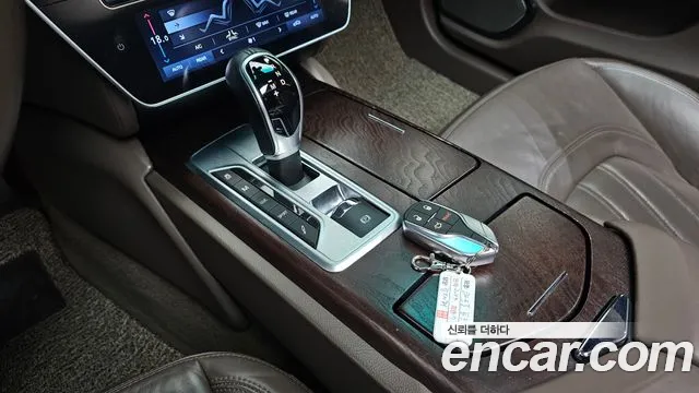 Maserati Quattroporte 2014 thumb 9