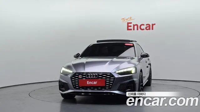 Audi A5 2020 thumb 2