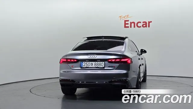 Audi A5 2020 thumb 3