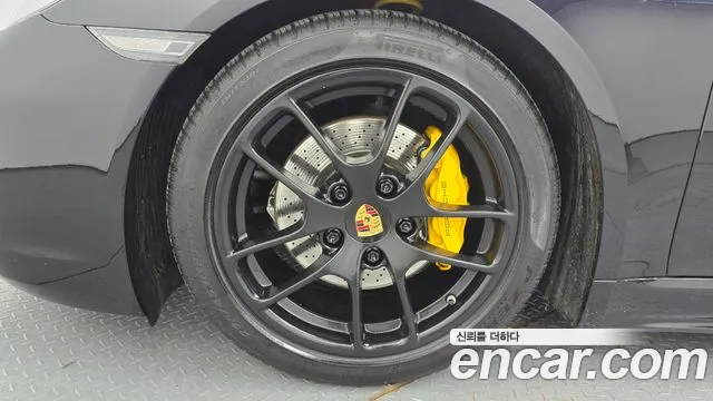 Porsche Cayman 2017 thumb 4