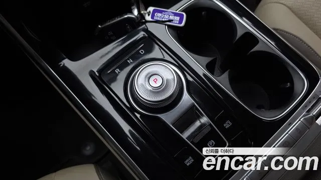 Kia Carnival 2021 thumb 9