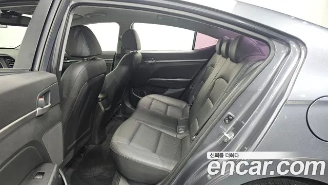 Hyundai Avante 2020 thumb 12