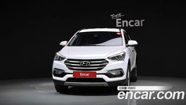 Hyundai Santa Fe 2018 thumb 3