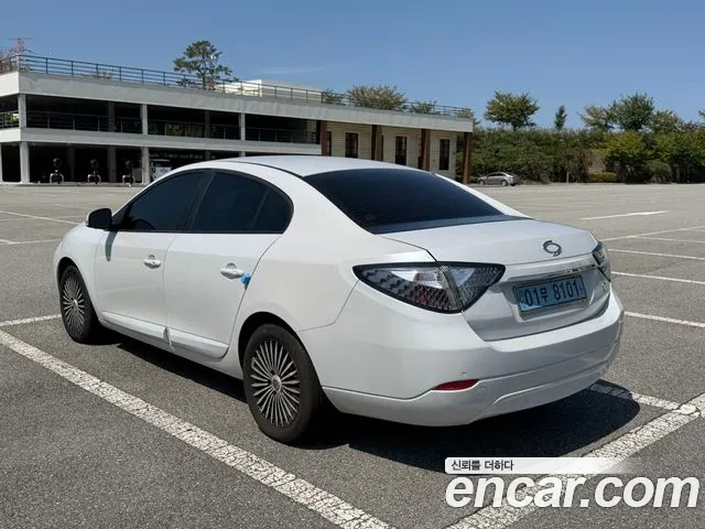 Renault-KoreaSamsung Fluence 2017 thumb 5