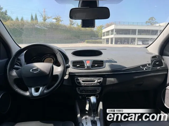 Renault-KoreaSamsung Fluence 2017 thumb 9