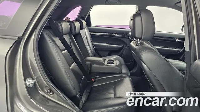 Kia Sorento 2012 thumb 12