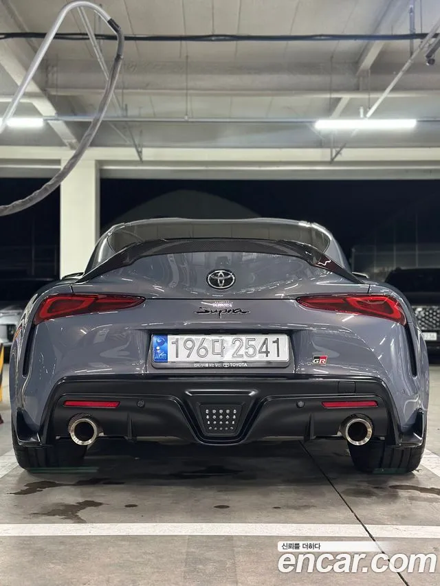 Toyota Supra 2024 thumb 5