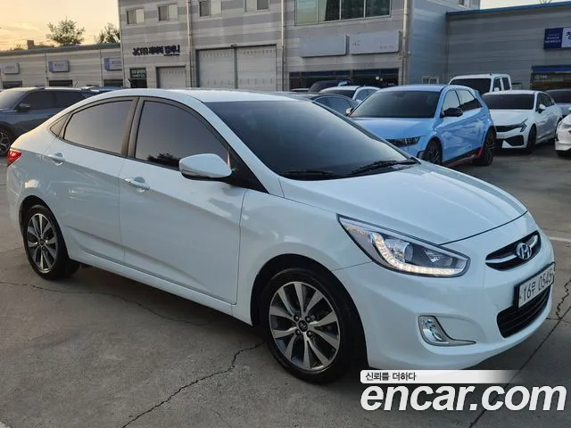 Hyundai Accent 2015 thumb 2