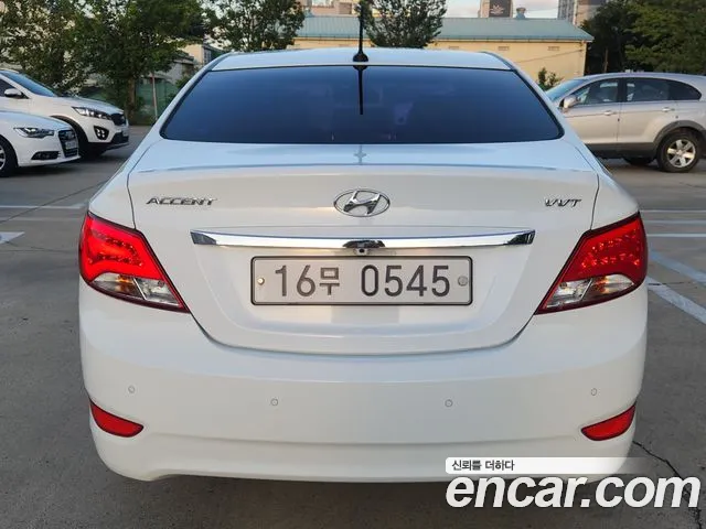 Hyundai Accent 2015 thumb 4