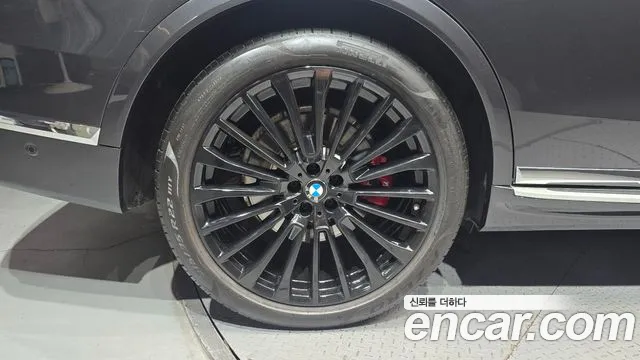 BMW X7 2022 thumb 5