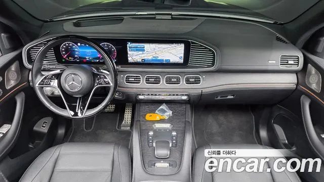 Mercedes-Benz GLS 2025 thumb 7