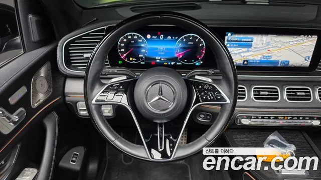 Mercedes-Benz GLS 2025 thumb 12