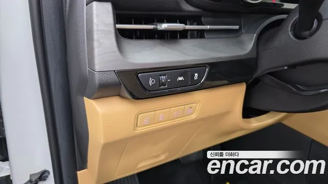 Kia Carnival 2023 thumb 12