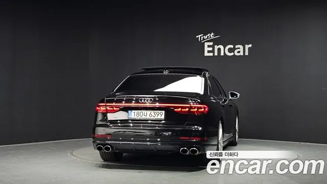 Audi S8 2020 thumb 4