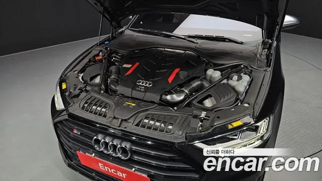 Audi S8 2020 thumb 6