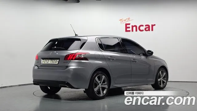 Peugeot 308 2017 thumb 2