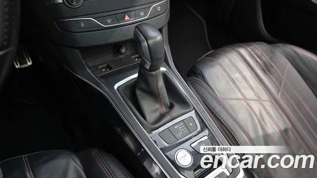Peugeot 308 2017 thumb 9