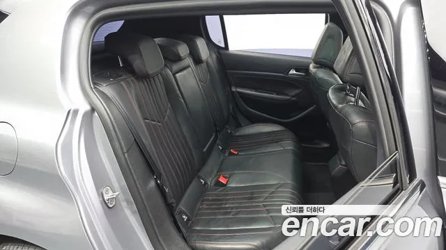Peugeot 308 2017 thumb 11