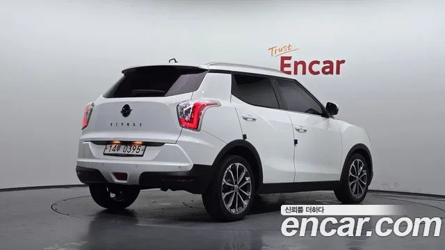 KG_Mobility_Ssangyong TIBOLI 2016 thumb 2