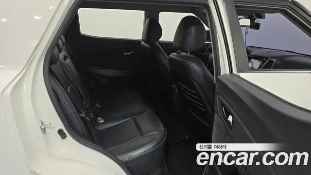 KG_Mobility_Ssangyong TIBOLI 2016 thumb 11