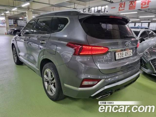 Hyundai Santa Fe 2018 thumb 2