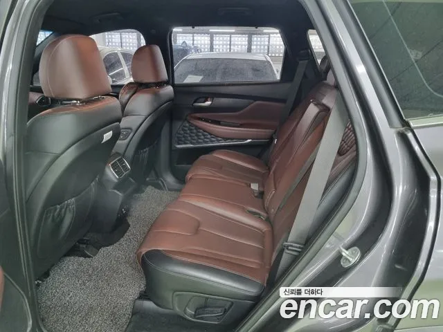 Hyundai Santa Fe 2018 thumb 10